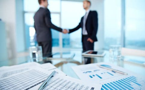 ¿Qué es el outsourcing industrial?