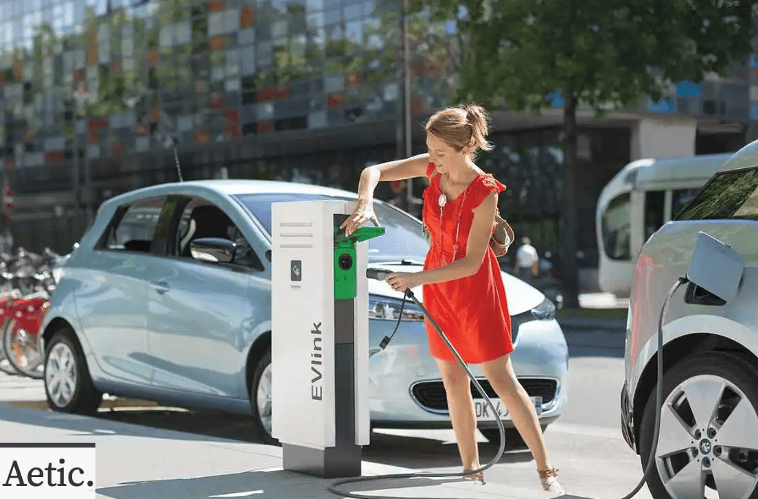 La revolución del coche eléctrico: Modelos y tendencias que dominarán las carreteras en 2025