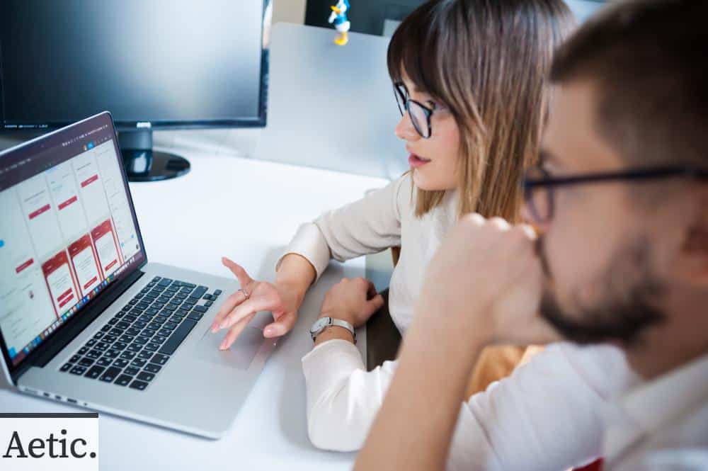 trabajadores de servicio auditoria seo de web